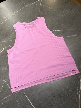 Lululemon sleeveless shirt workout tank